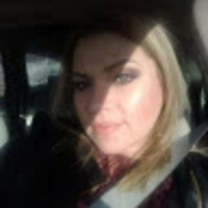 Meet your Posher, Yessica